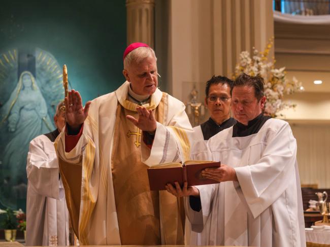 Easter vigil 22 54463473353 o