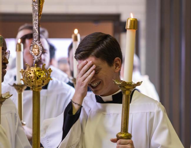 Chrism mass 26 54445544474 o